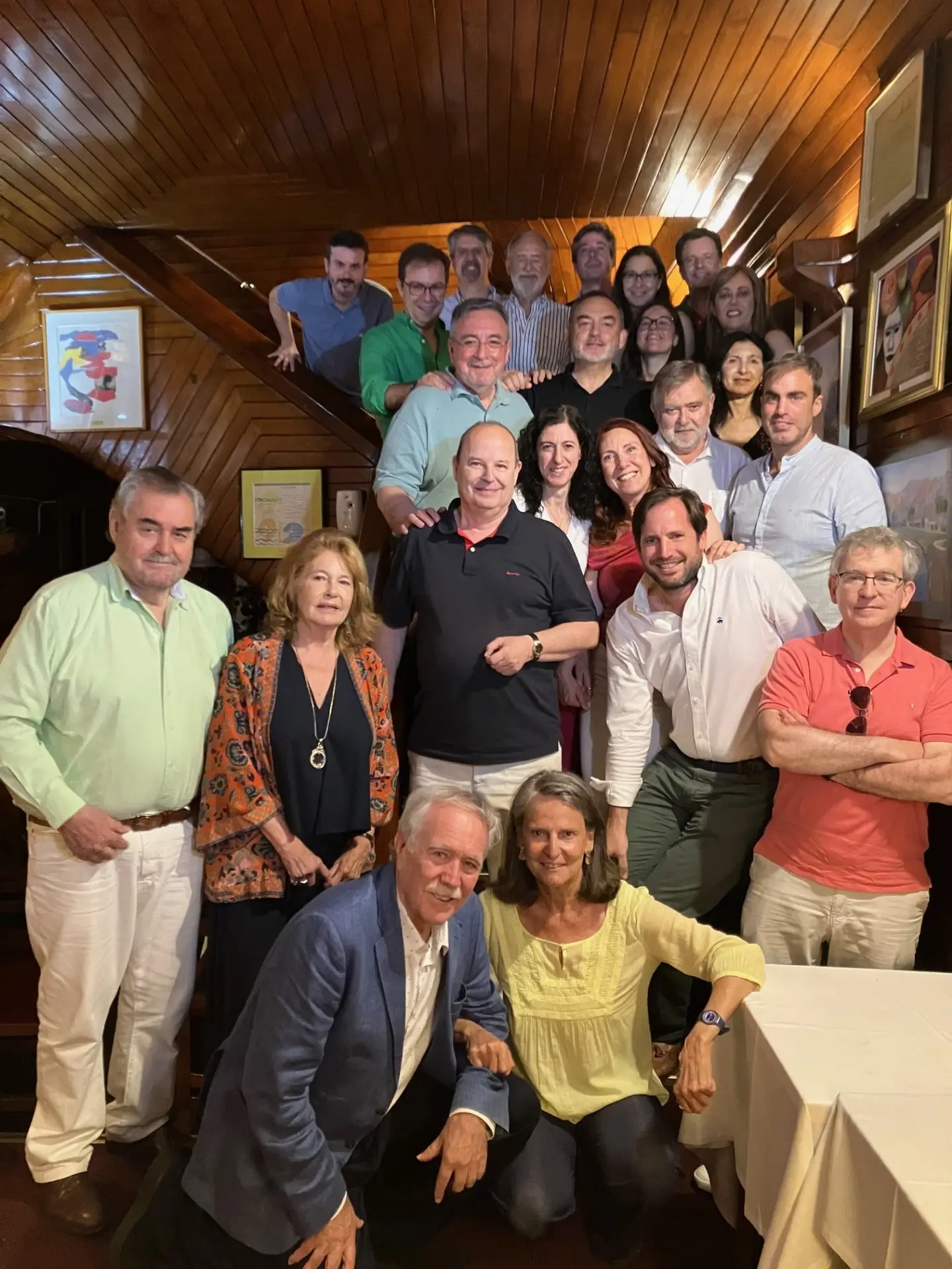 La prensa se hace eco de la Junta General de "Escritores con la historia" en plena Feria del Libro de Madrid (foto 1)