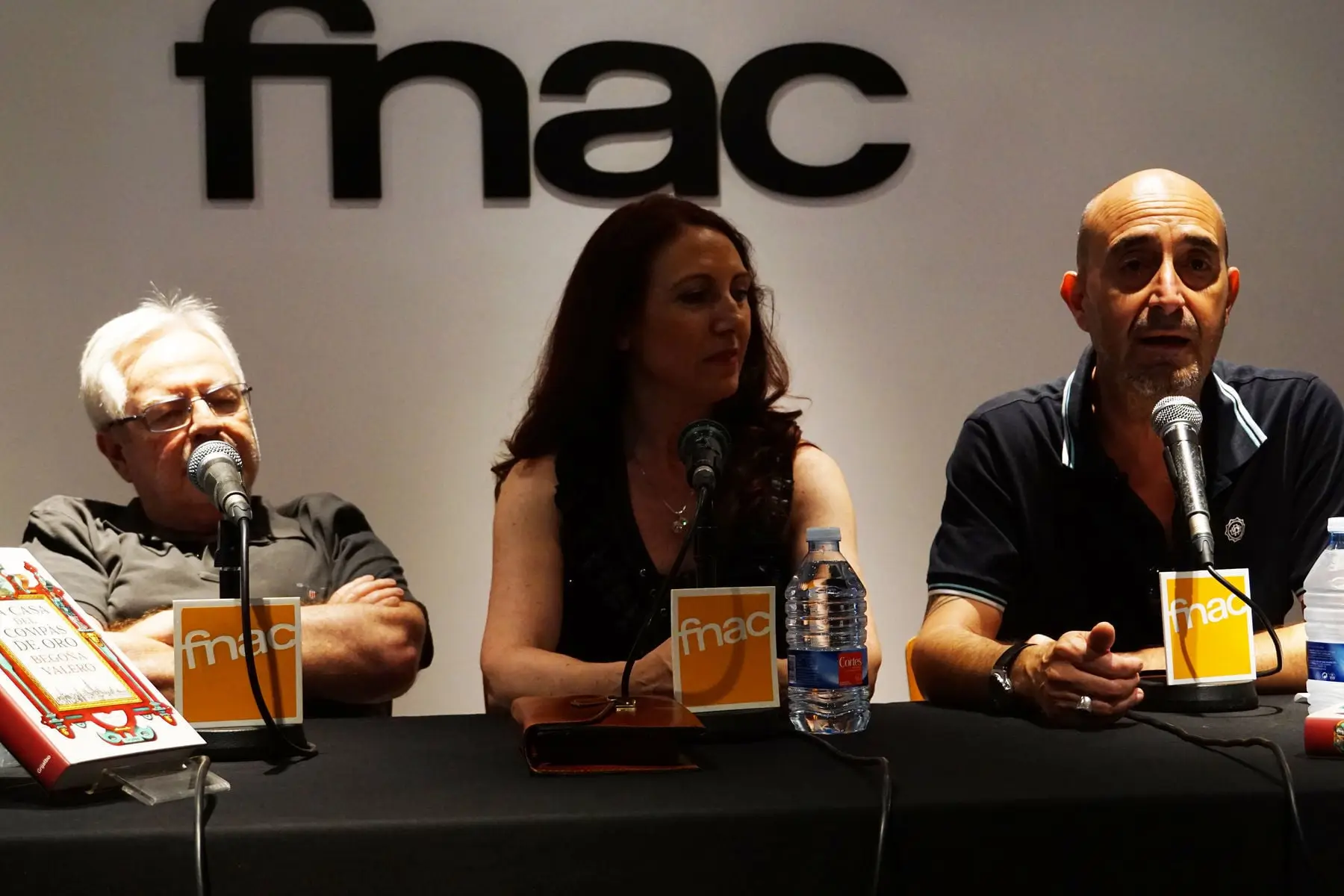Presentación en Fnac, Valencia (foto 1)