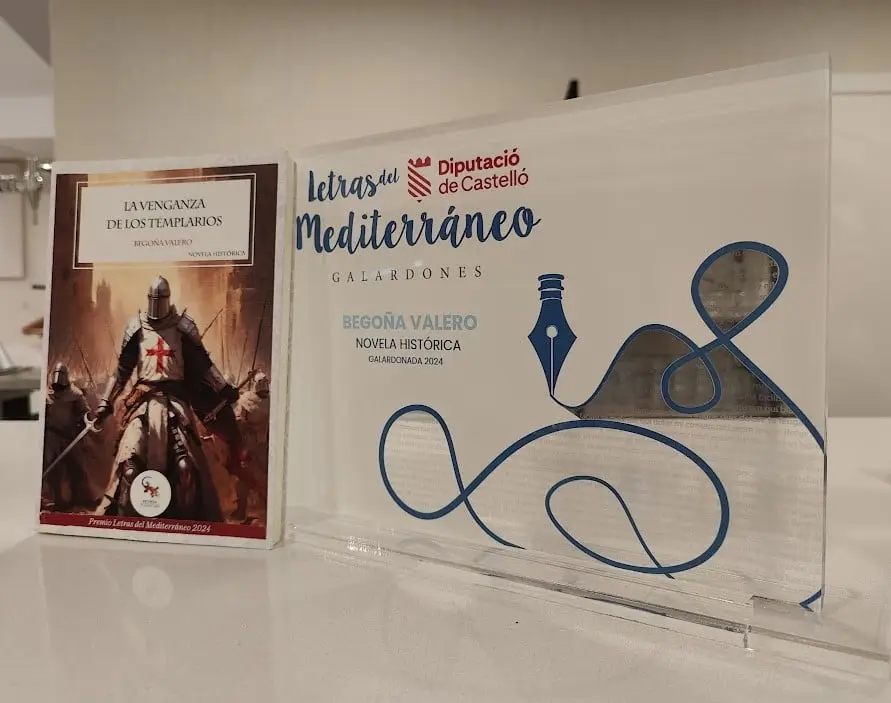 Begoña Valero recibe el galardón "Letras del Mediterráneo" en la categoría de novela histórica (foto 2)