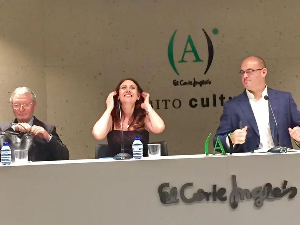 Presentación en El Corte Inglés de Callao, Madrid (foto 2)