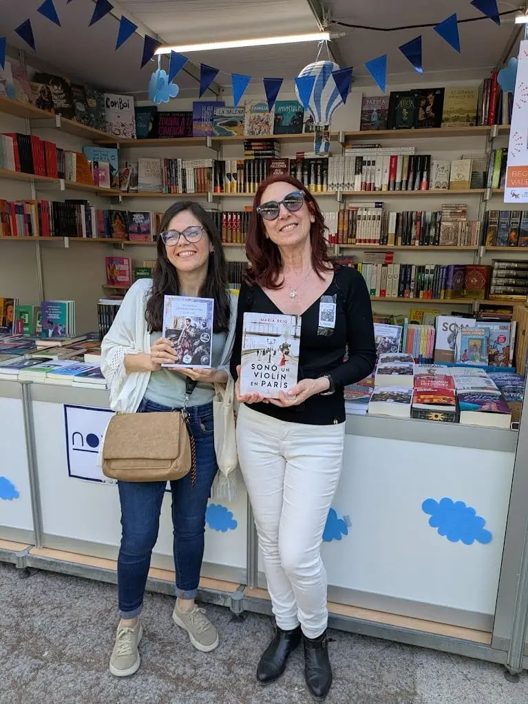 La Feria del Libro de Valencia llega a su fin con un éxito de ventas de Un testigo llamado Cervantes (foto 3)
