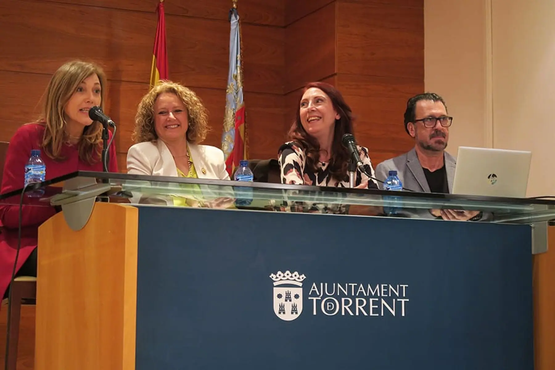 Presentación de Un testigo llamado Cervantes en la Casa de Cultura de Torrent (Valencia) (foto 3)