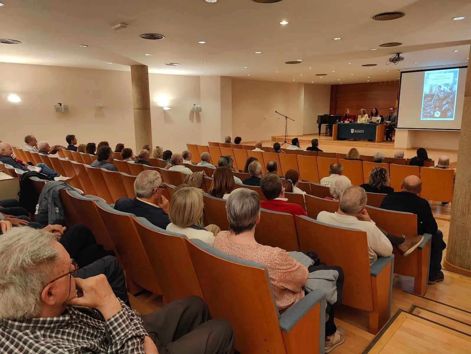 Presentación de Un testigo llamado Cervantes en la Casa de Cultura de Torrent (Valencia) (foto 4)