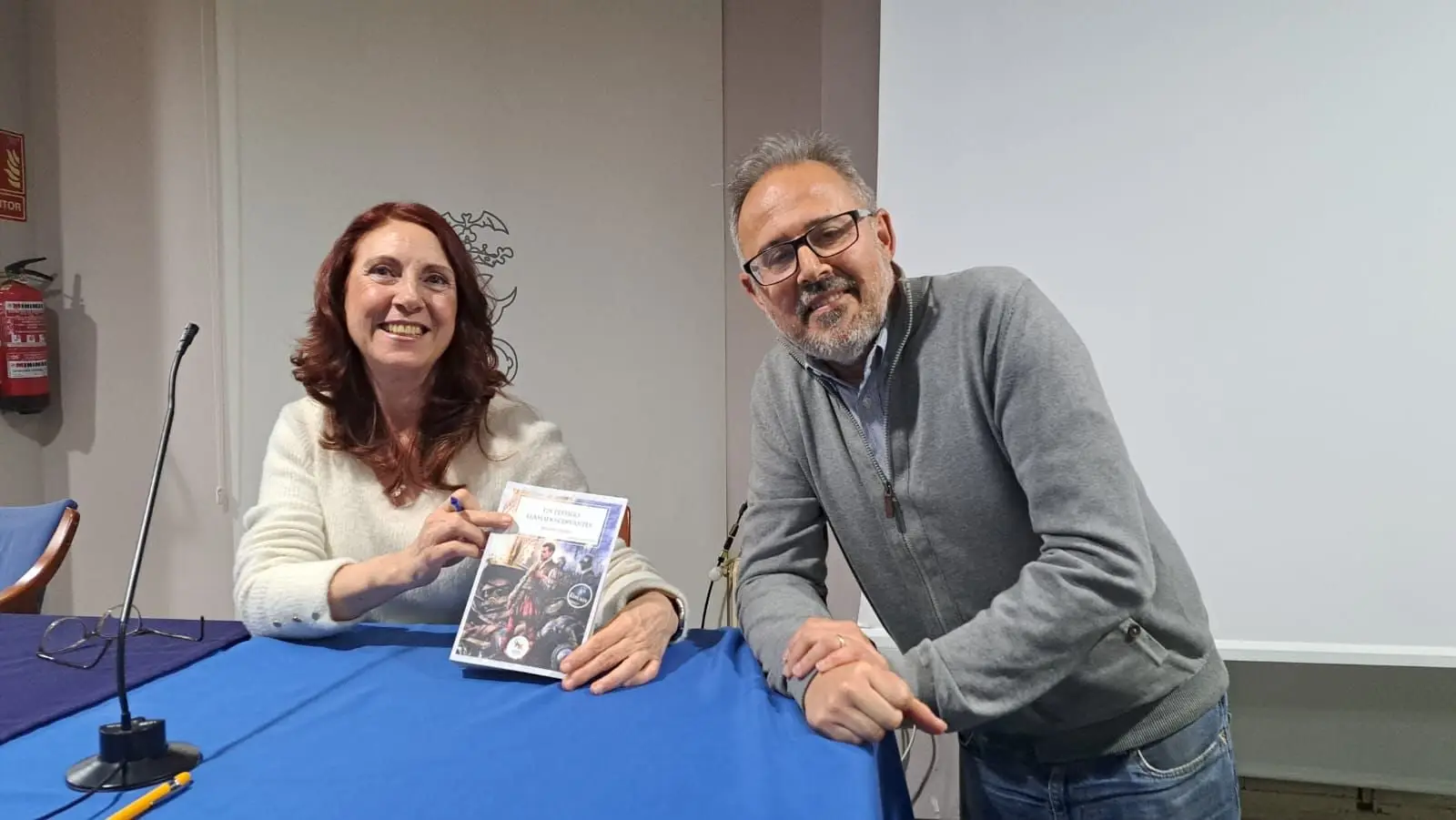 Club de lectura "La escalera de Margarita" en el Casino de Agricultura de Valencia (foto 4)