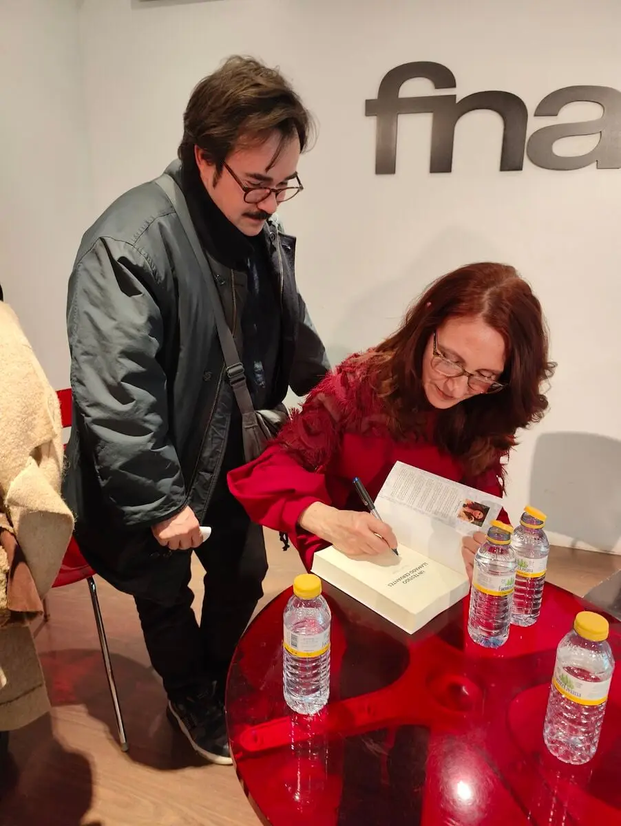 Presentación de la novela de Begoña Valero Un testigo llamado Cervantes en Fnac Valencia (foto 4)