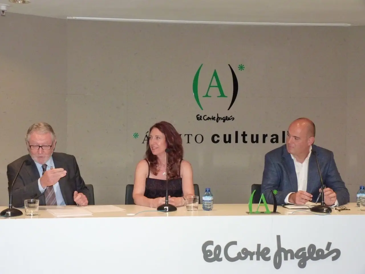 Presentación en El Corte Inglés de Callao, Madrid (foto 5)