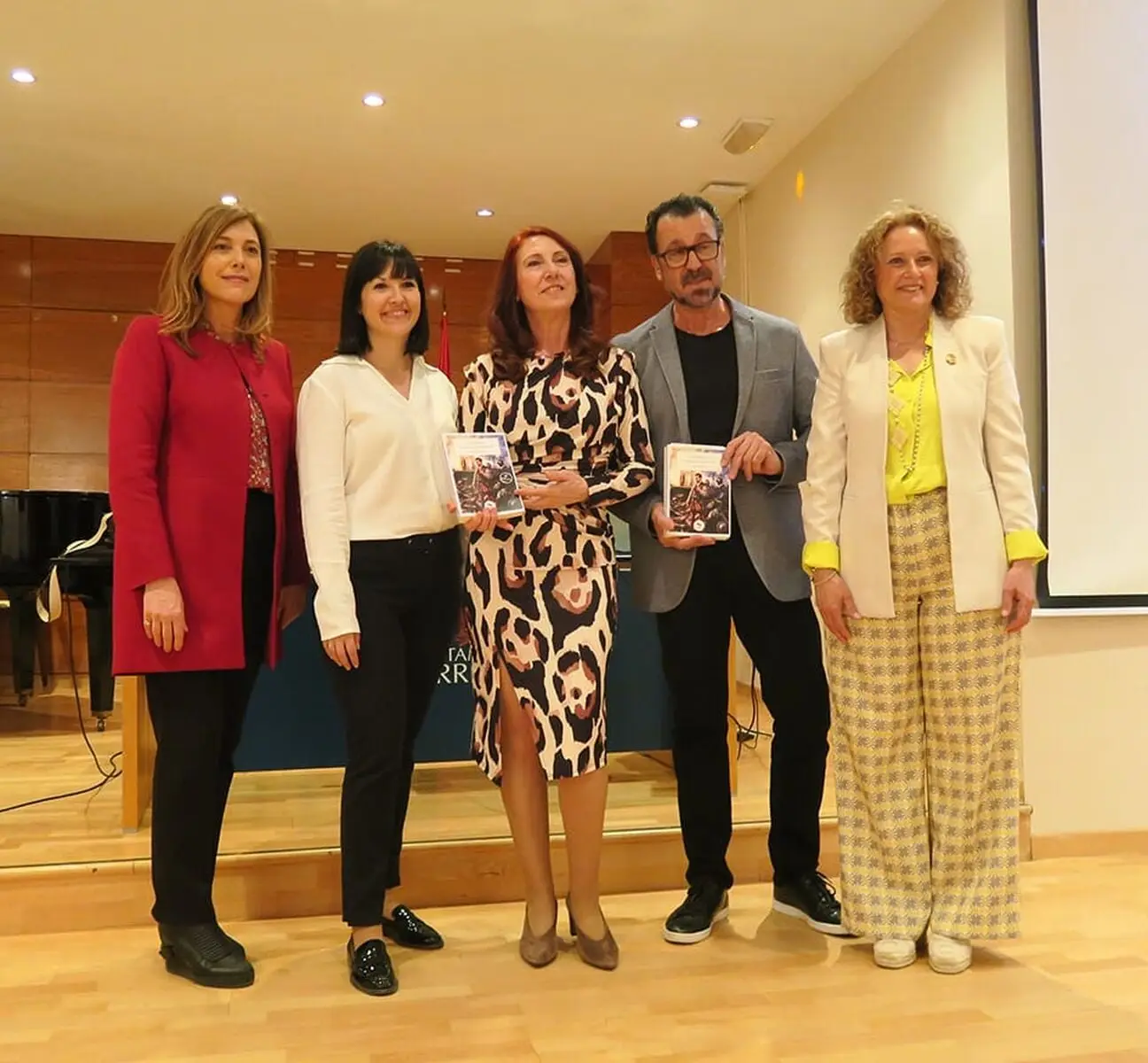 Presentación de Un testigo llamado Cervantes en la Casa de Cultura de Torrent (Valencia) (foto 5)