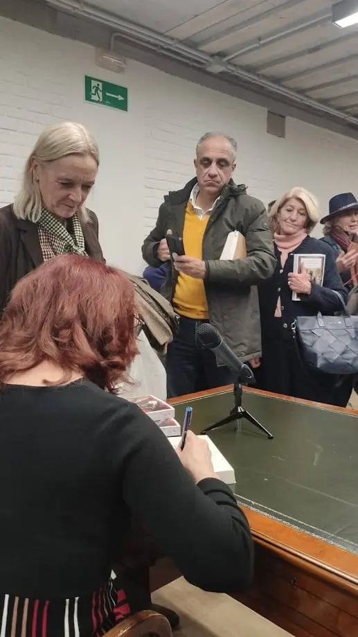 Begoña Valero presenta "La venganza de los templarios" en Madrid de la mano de Isabel San Sebastián (foto 6)