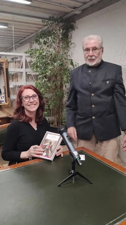 Begoña Valero presenta "La venganza de los templarios" en Madrid de la mano de Isabel San Sebastián (foto 7)