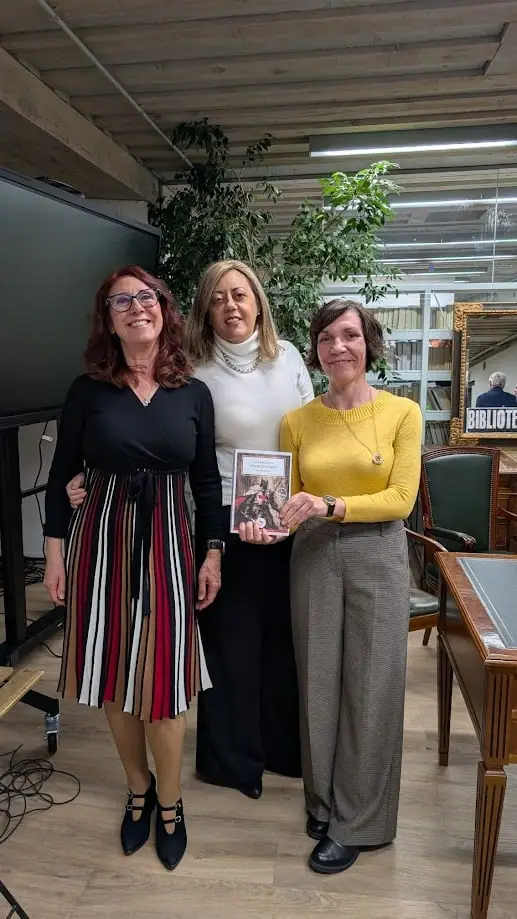 Begoña Valero presenta "La venganza de los templarios" en Madrid de la mano de Isabel San Sebastián (foto 8)