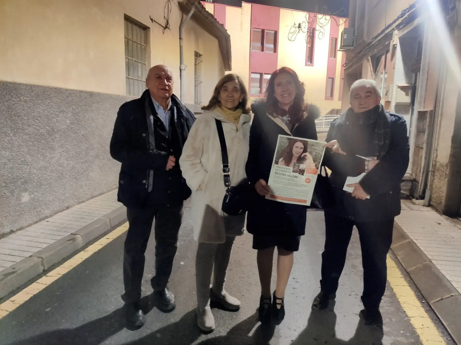 Begoña Valero celebra el Día Internacional de la Mujer en Banyeres de Mariola (Alicante) con la presentación de su premiada novela UN TESTIGO LLAMADO CERVANTES (foto 9)