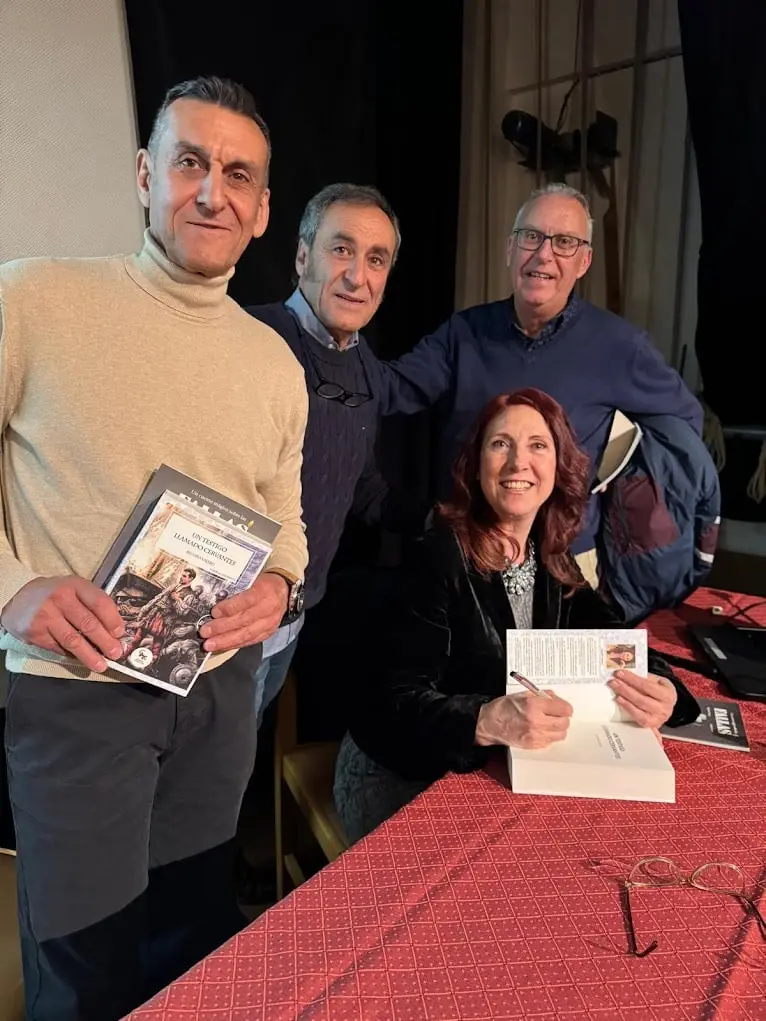 Begoña Valero celebra el Día Internacional de la Mujer en Banyeres de Mariola (Alicante) con la presentación de su premiada novela UN TESTIGO LLAMADO CERVANTES (foto 10)