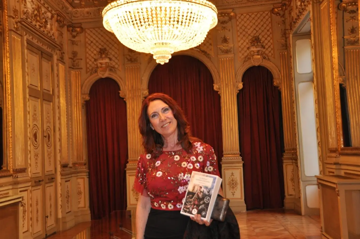 La XXV Semana de Novela Histórica de Cartagena entrega el Premio ODILO 2024 a Begoña Valero como mejor autora por su novela "Un testigo llamado Cervantes" (foto 12)