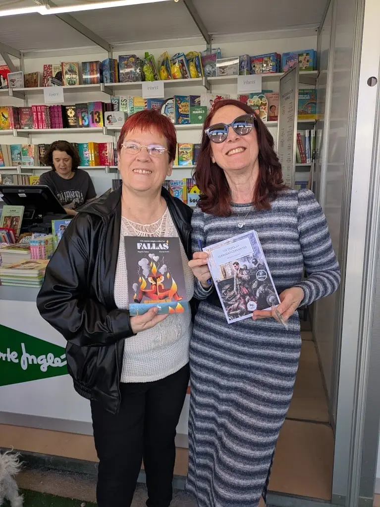 La Feria del Libro de Valencia llega a su fin con un éxito de ventas de Un testigo llamado Cervantes (foto 15)