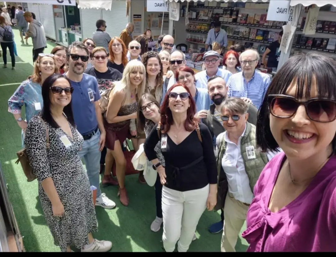 La Feria del Libro de Valencia llega a su fin con un éxito de ventas de Un testigo llamado Cervantes (foto 16)